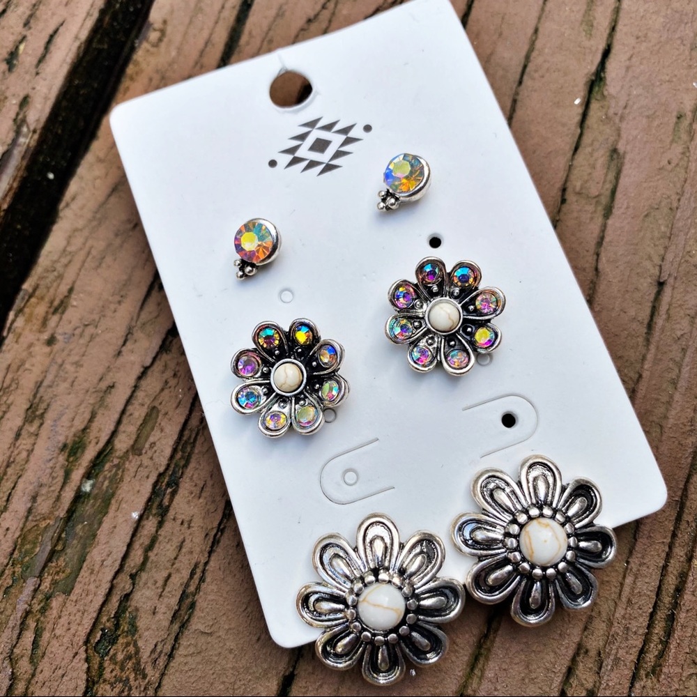 Flower Trio Earring Set - White